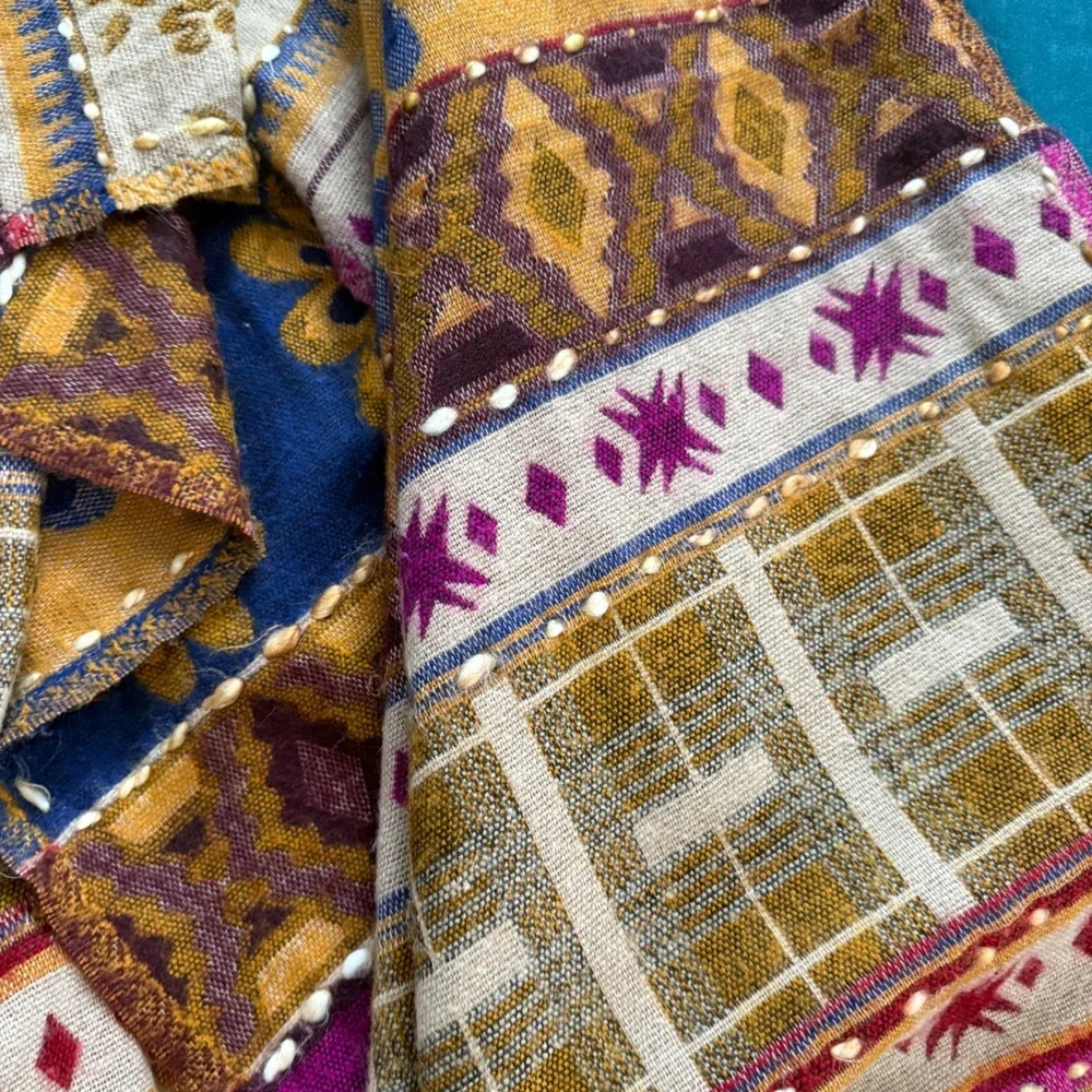 Sacred Threads 100% Rayon Woven Scarf Shawl Bohemian Floral Geometric‎ BOHO